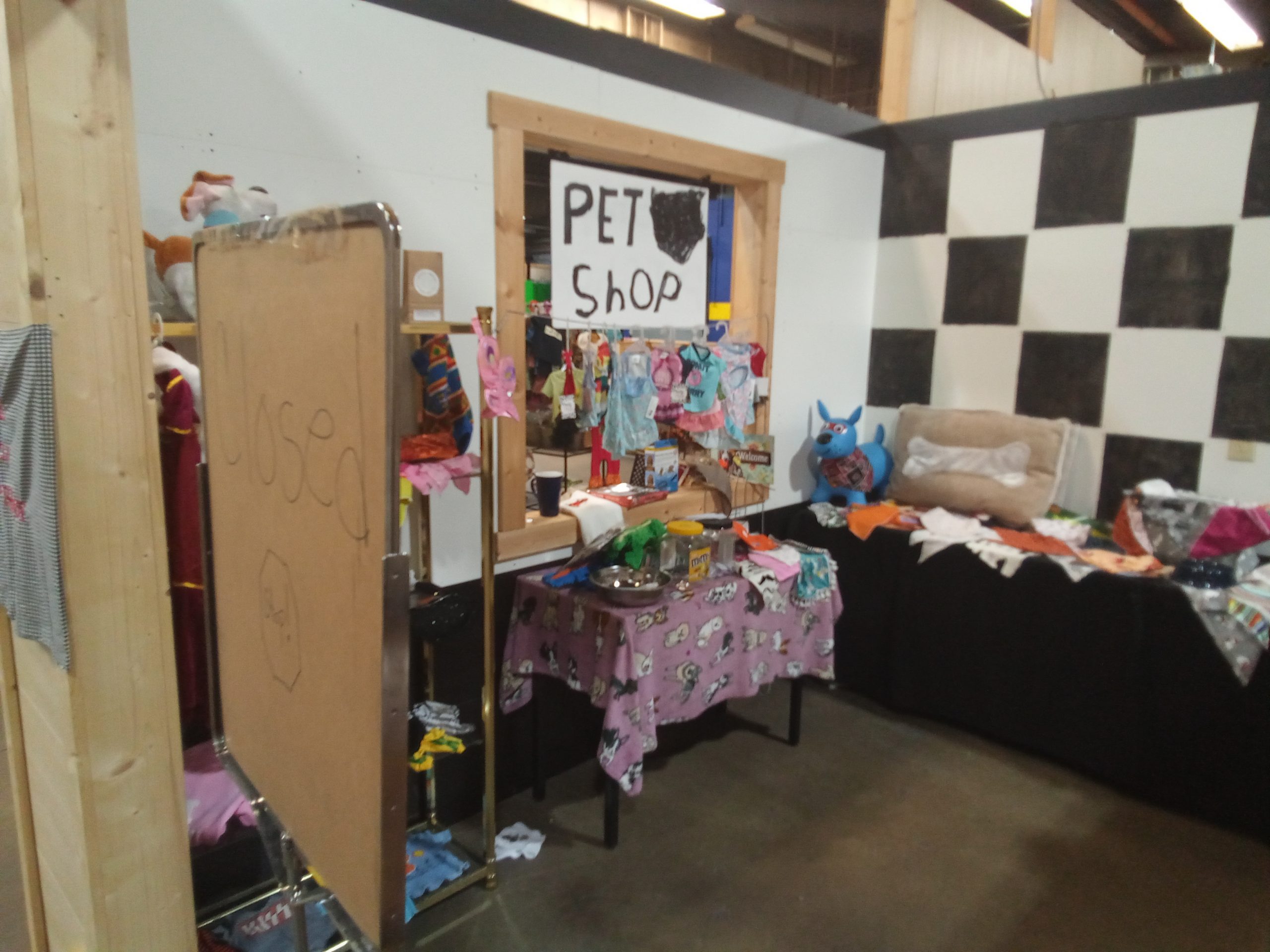 The Pet Shop – P87